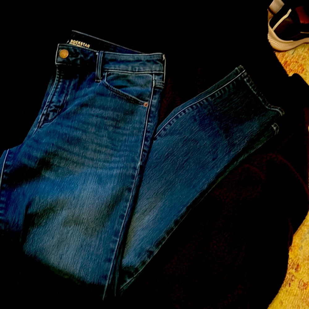 Old navy rockstar jeans